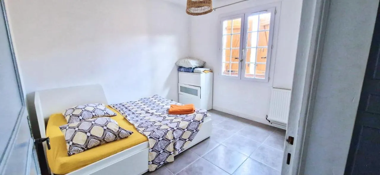 Hébergement de vacances Maison Confort, Terrasse & Jardin, Parking Plan-de-Cuques
